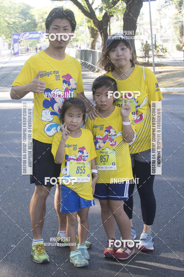 Buy your photos of the eventDisney Magic Run SP - Equipe ASI on Fotop