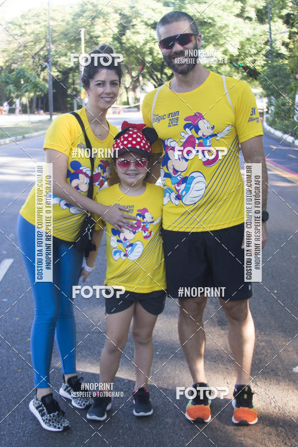 Buy your photos of the eventDisney Magic Run SP - Equipe ASI on Fotop