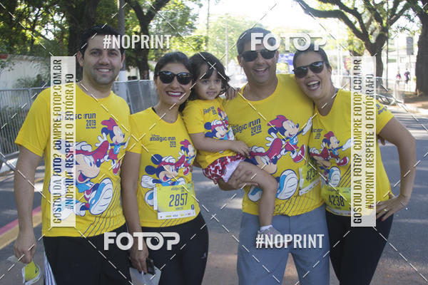 Buy your photos of the eventDisney Magic Run SP - Equipe ASI on Fotop