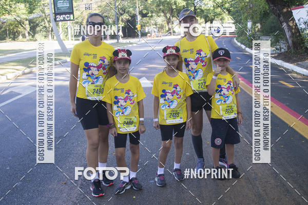 Buy your photos of the eventDisney Magic Run SP - Equipe ASI on Fotop