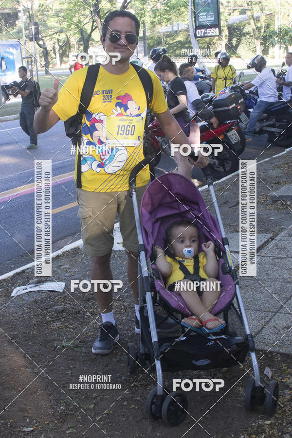 Buy your photos of the eventDisney Magic Run SP - Equipe ASI on Fotop