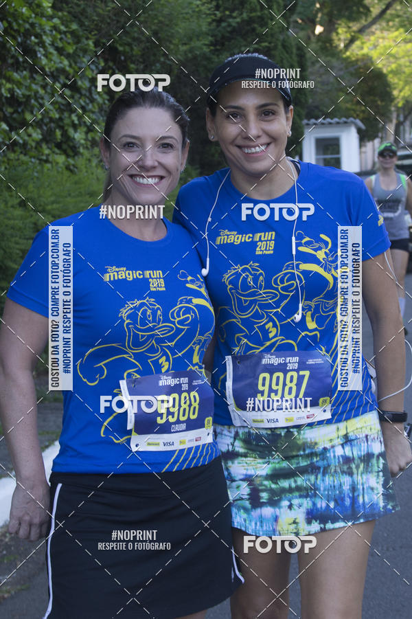 Buy your photos of the eventDisney Magic Run SP - Equipe ASI on Fotop