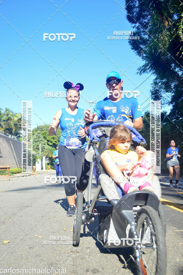 Buy your photos of the eventDisney Magic Run SP - Equipe ASI on Fotop