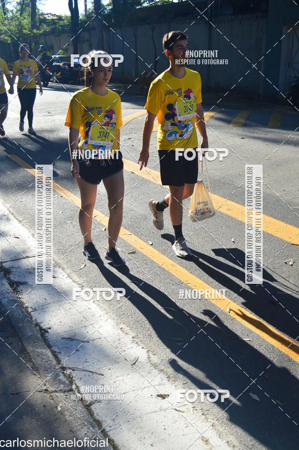 Buy your photos of the eventDisney Magic Run SP - Equipe ASI on Fotop