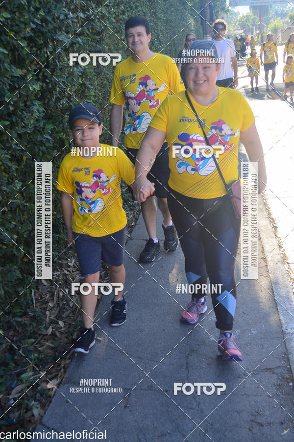 Buy your photos of the eventDisney Magic Run SP - Equipe ASI on Fotop