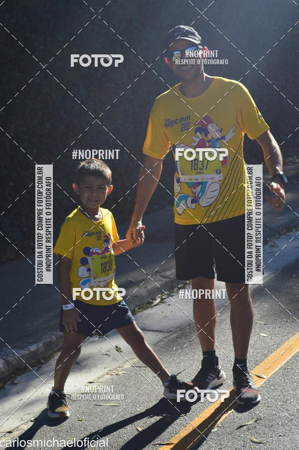 Buy your photos of the eventDisney Magic Run SP - Equipe ASI on Fotop