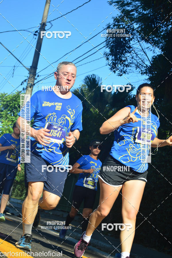 Buy your photos of the eventDisney Magic Run SP - Equipe ASI on Fotop