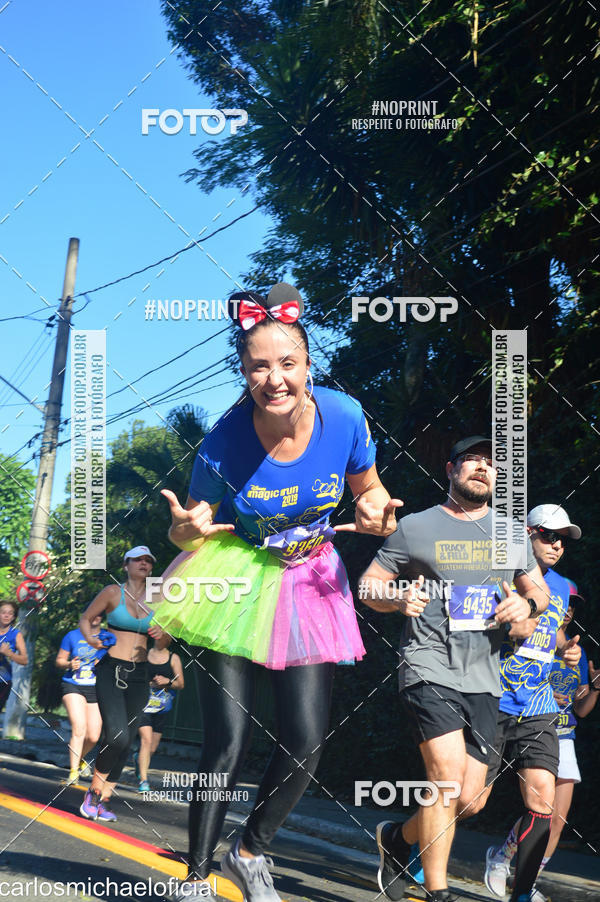 Buy your photos of the eventDisney Magic Run SP - Equipe ASI on Fotop