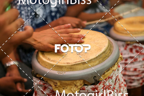 Achetez vos photos de l'vnementIl As Od Oflomi sur Fotop