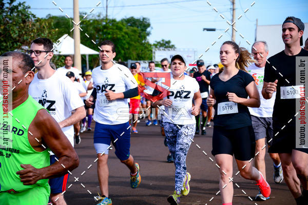 Buy your photos of the event5 Corrida pela paz no trnsito on Fotop