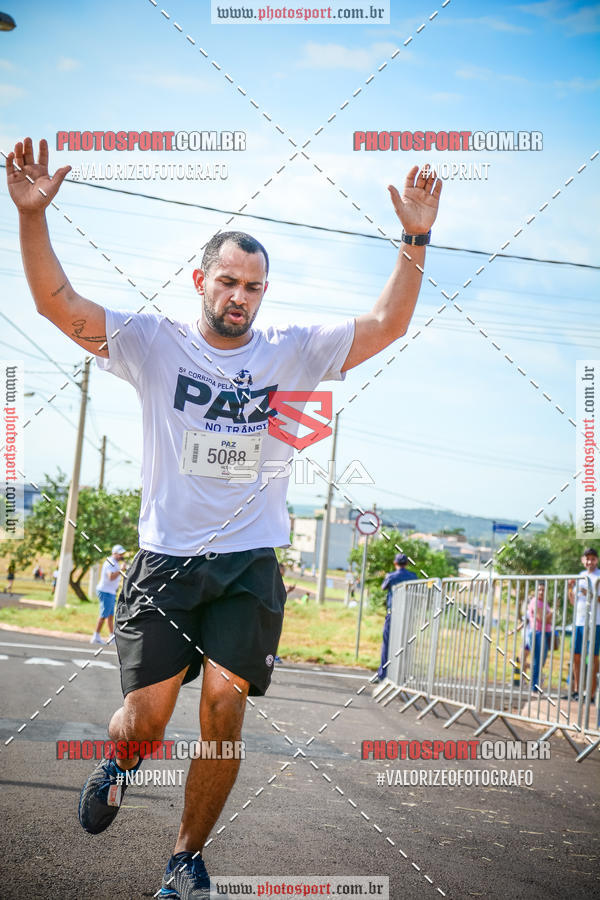 Buy your photos of the event5 Corrida pela paz no trnsito on Fotop