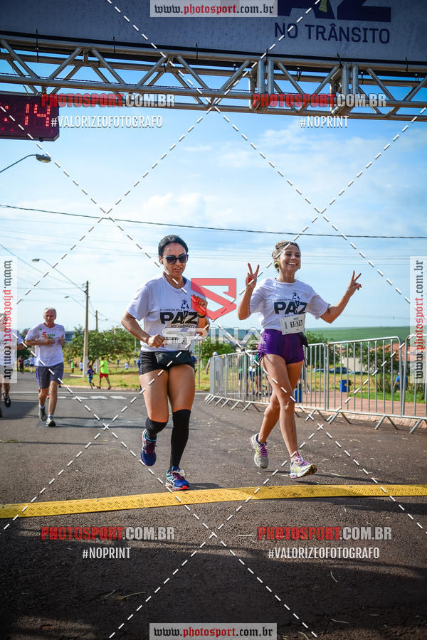 Buy your photos of the event5 Corrida pela paz no trnsito on Fotop