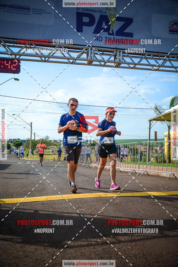 Buy your photos of the event5 Corrida pela paz no trnsito on Fotop
