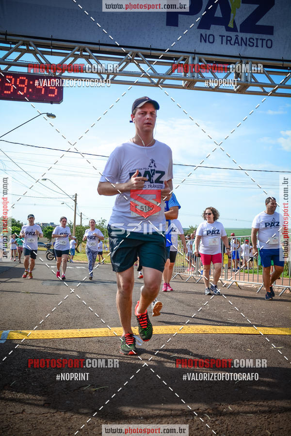 Buy your photos of the event5 Corrida pela paz no trnsito on Fotop