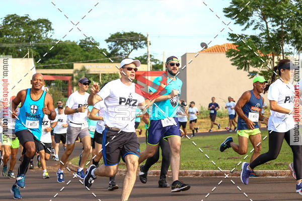 Buy your photos of the event5 Corrida pela paz no trnsito on Fotop