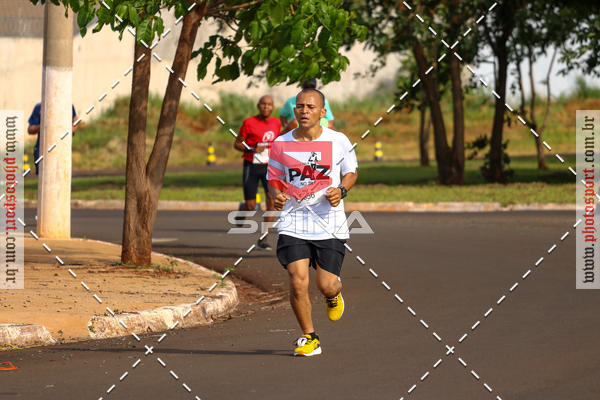 Buy your photos of the event5 Corrida pela paz no trnsito on Fotop