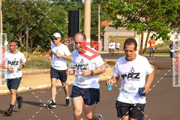 Buy your photos of the event5 Corrida pela paz no trnsito on Fotop