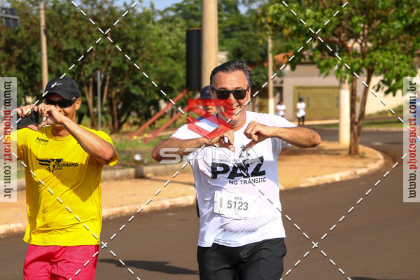 Buy your photos of the event5 Corrida pela paz no trnsito on Fotop