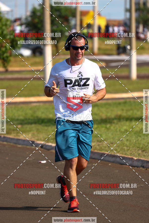 Buy your photos of the event5 Corrida pela paz no trnsito on Fotop
