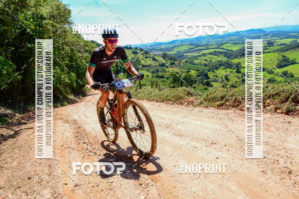 Buy your photos of the eventOURO BIKER on Fotop