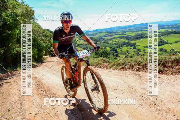 Buy your photos of the eventOURO BIKER on Fotop