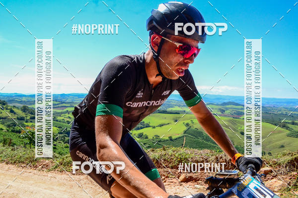 Buy your photos of the eventOURO BIKER on Fotop