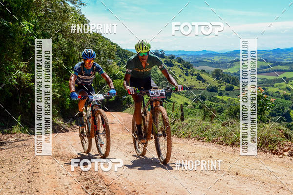 Buy your photos of the eventOURO BIKER on Fotop