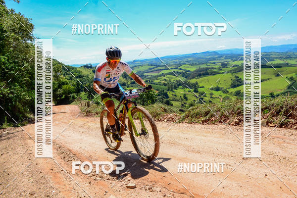 Buy your photos of the eventOURO BIKER on Fotop