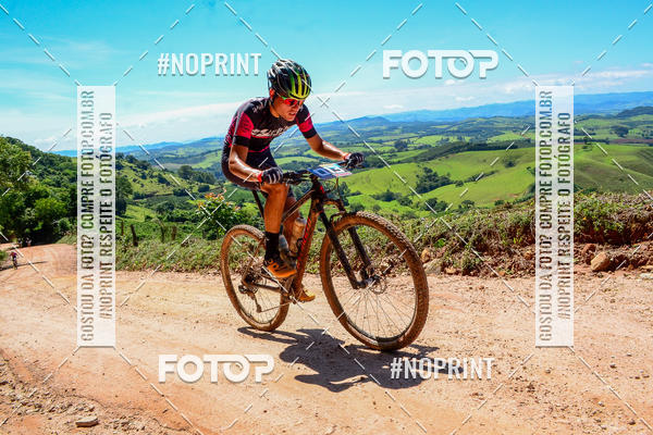Buy your photos of the eventOURO BIKER on Fotop