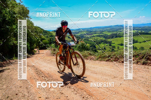 Buy your photos of the eventOURO BIKER on Fotop