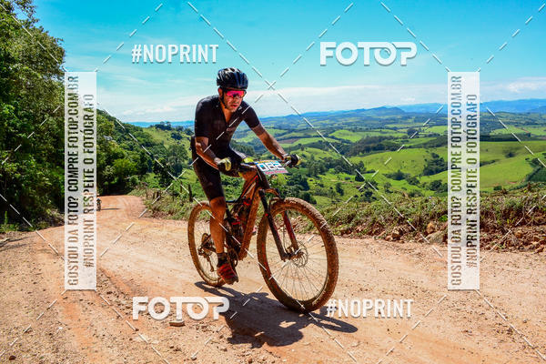 Buy your photos of the eventOURO BIKER on Fotop