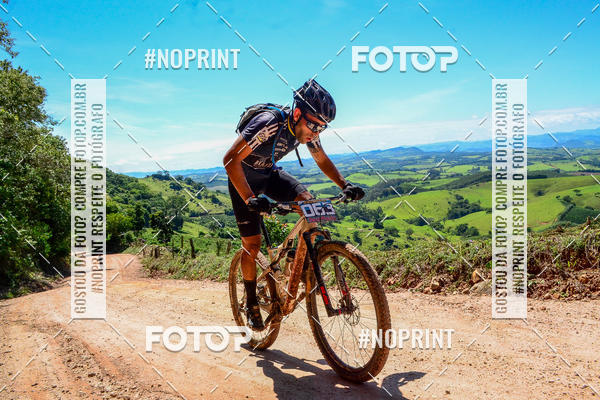 Buy your photos of the eventOURO BIKER on Fotop