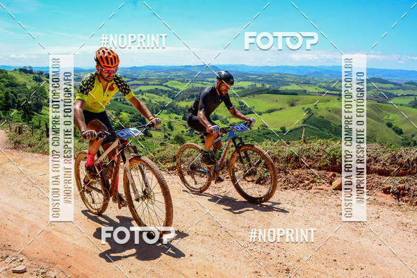 Buy your photos of the eventOURO BIKER on Fotop