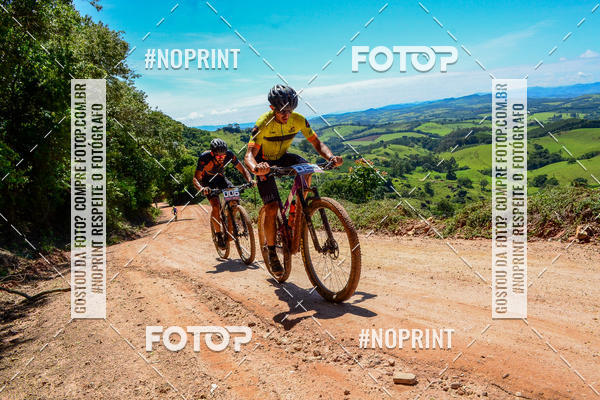 Buy your photos of the eventOURO BIKER on Fotop
