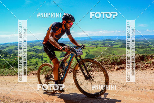Buy your photos of the eventOURO BIKER on Fotop