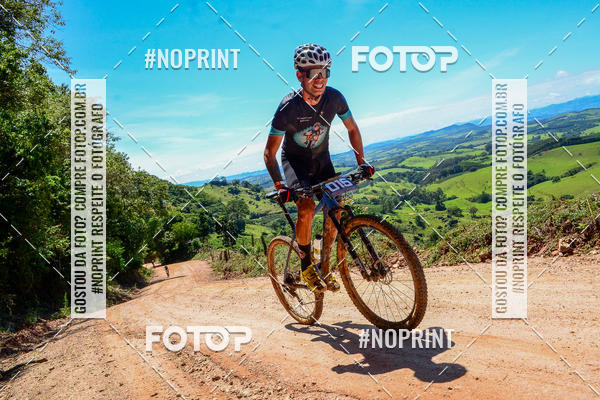 Buy your photos of the eventOURO BIKER on Fotop