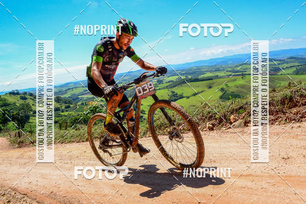 Buy your photos of the eventOURO BIKER on Fotop