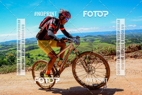 Buy your photos of the eventOURO BIKER on Fotop