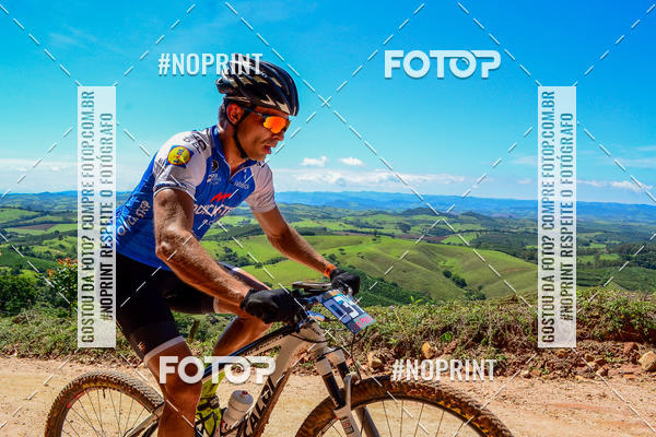 Buy your photos of the eventOURO BIKER on Fotop