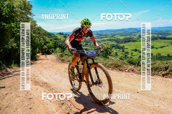 Buy your photos of the eventOURO BIKER on Fotop