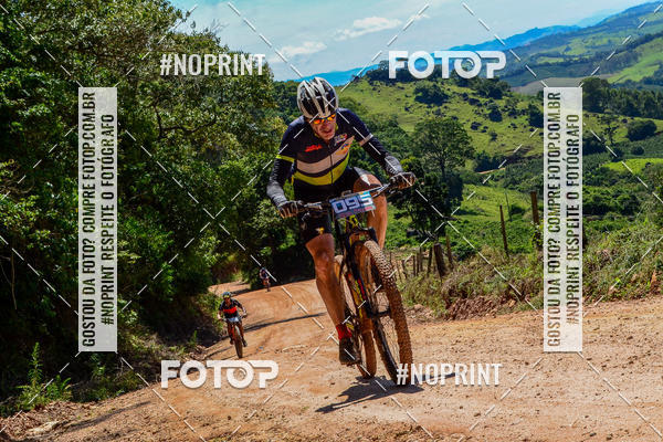 Buy your photos of the eventOURO BIKER on Fotop