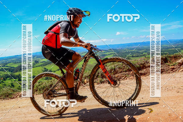 Buy your photos of the eventOURO BIKER on Fotop