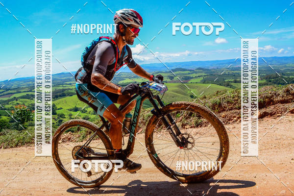 Buy your photos of the eventOURO BIKER on Fotop
