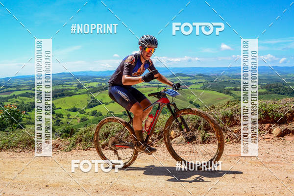 Buy your photos of the eventOURO BIKER on Fotop