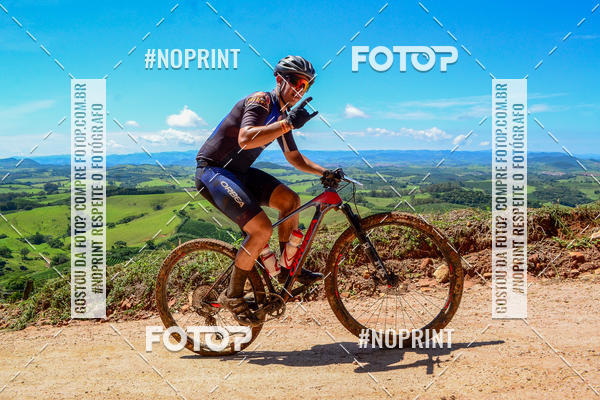 Buy your photos of the eventOURO BIKER on Fotop