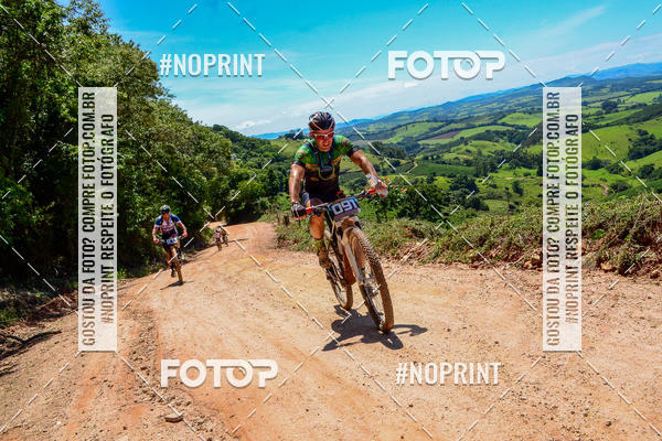Buy your photos of the eventOURO BIKER on Fotop