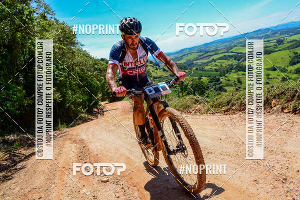 Buy your photos of the eventOURO BIKER on Fotop