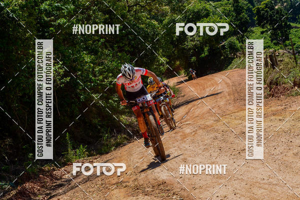 Buy your photos of the eventOURO BIKER on Fotop