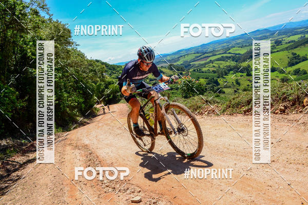 Buy your photos of the eventOURO BIKER on Fotop
