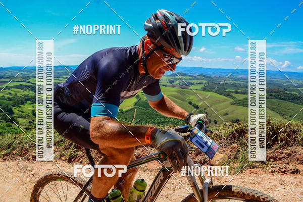 Buy your photos of the eventOURO BIKER on Fotop